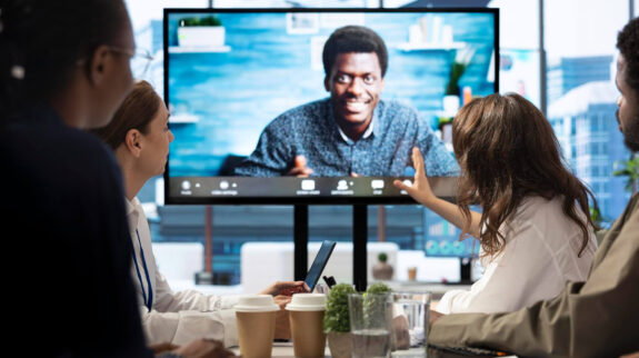 Build a Lean Startup Team by Cintrio Build a Lean Startup Team by Cintrio